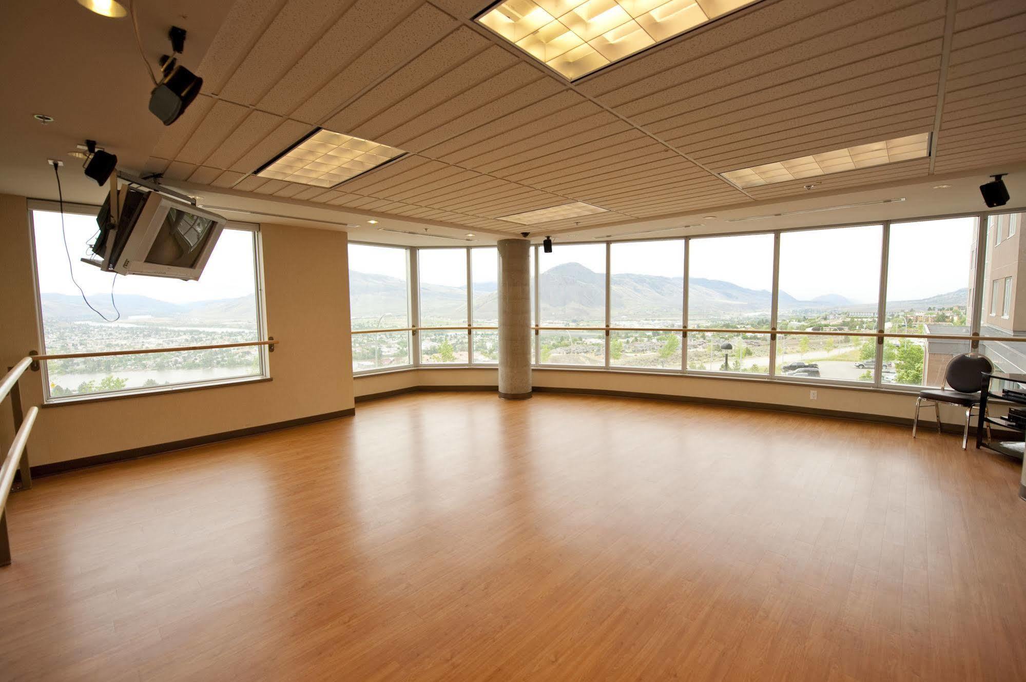 Residence & Conference Centre - Kamloops Exteriér fotografie
